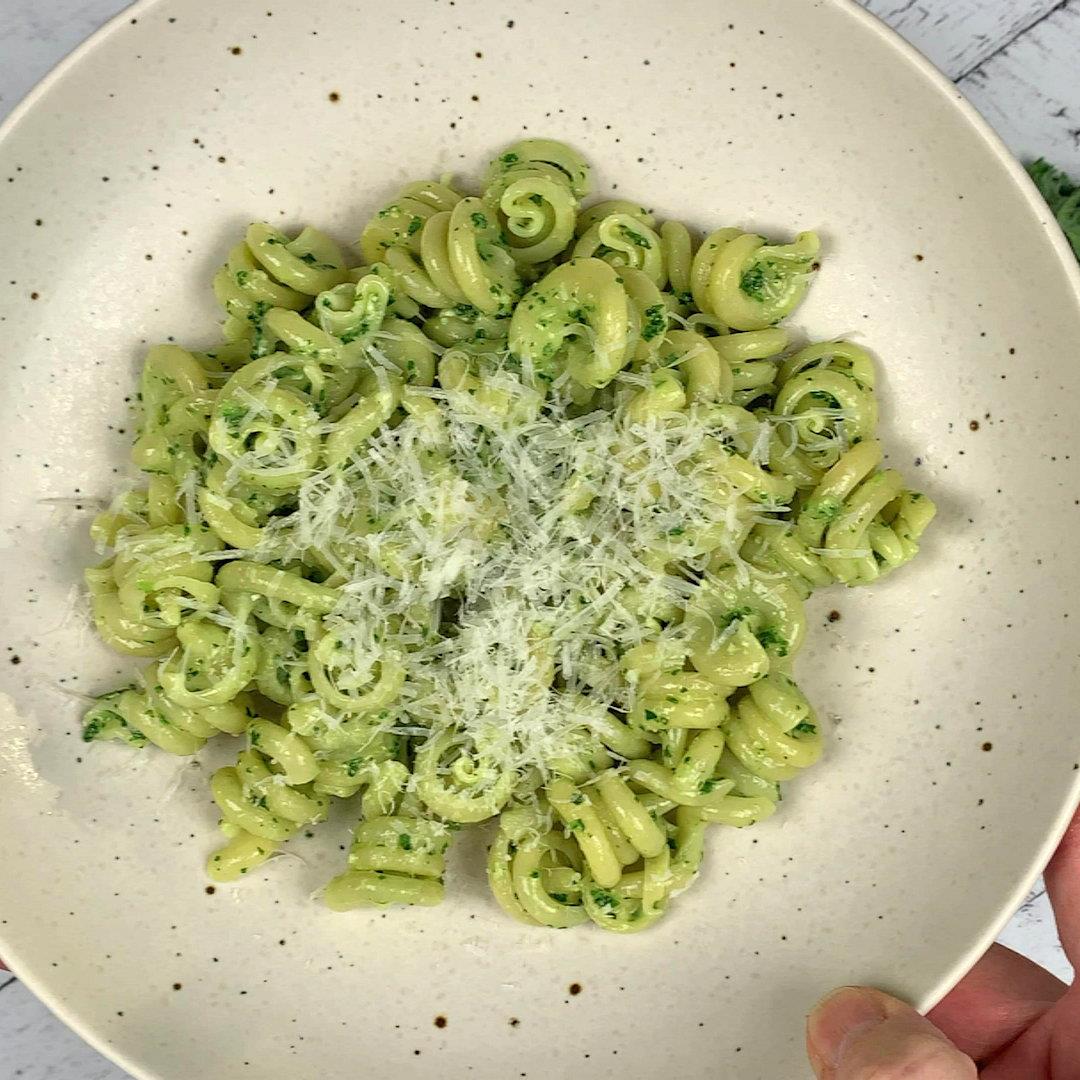 Kale Pesto Pasta – A Gourmet Food Blog