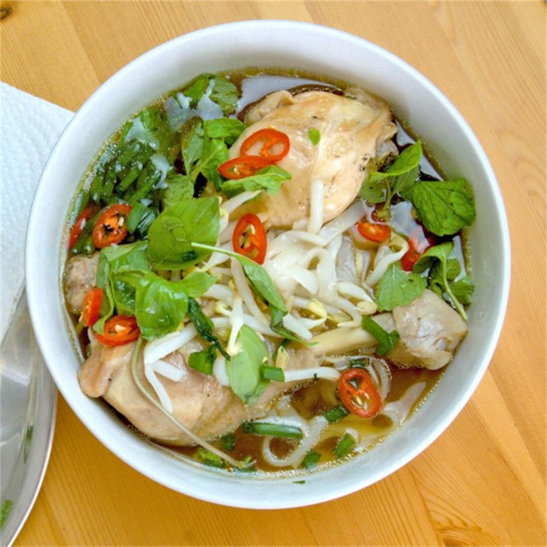 Pressure cooker pho ga- Vietnamese chicken noodle soup