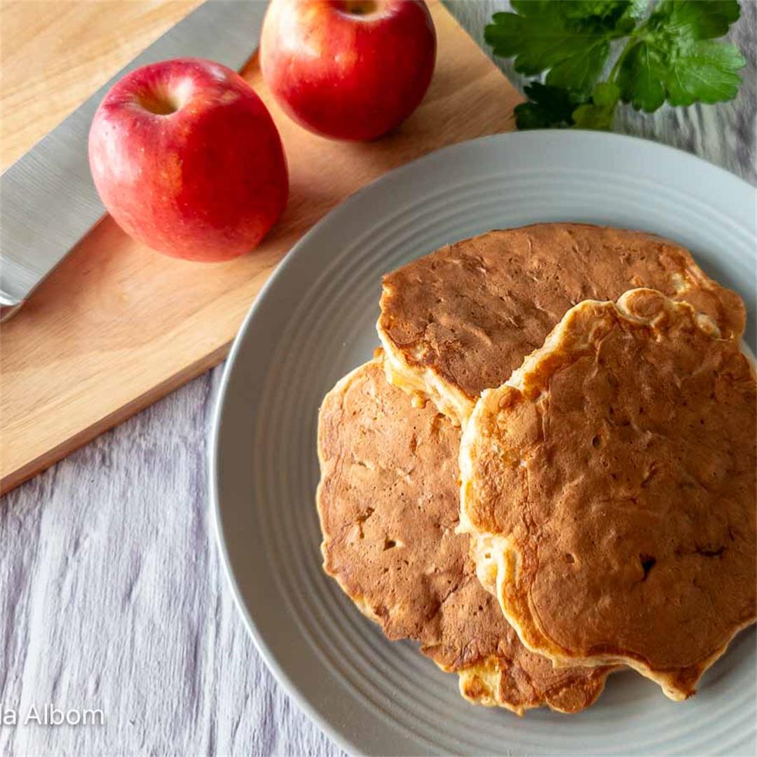 Irresistible Gluten-Free Apple Pancakes with Cinnamon