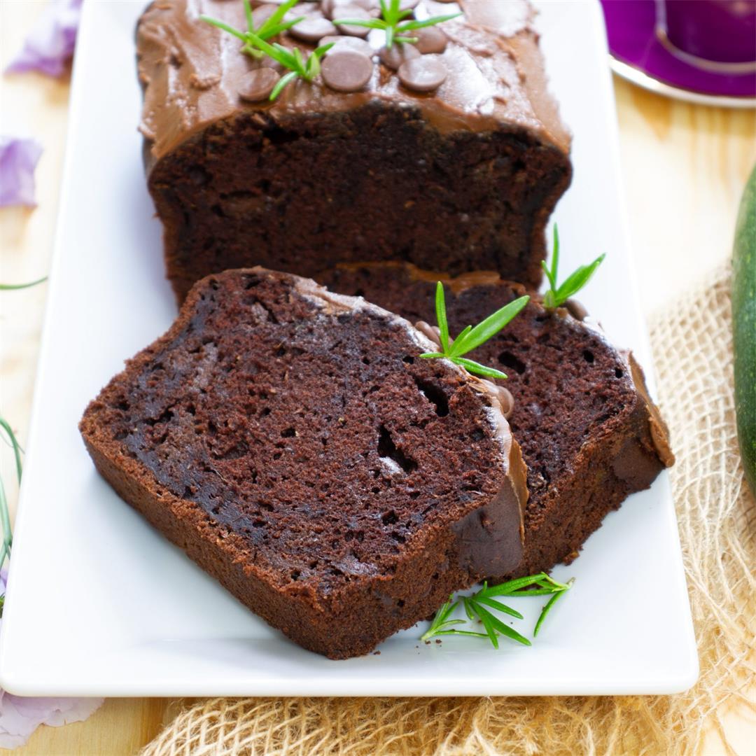 Chocolate zucchini cake ⋆ MeCooks Blog