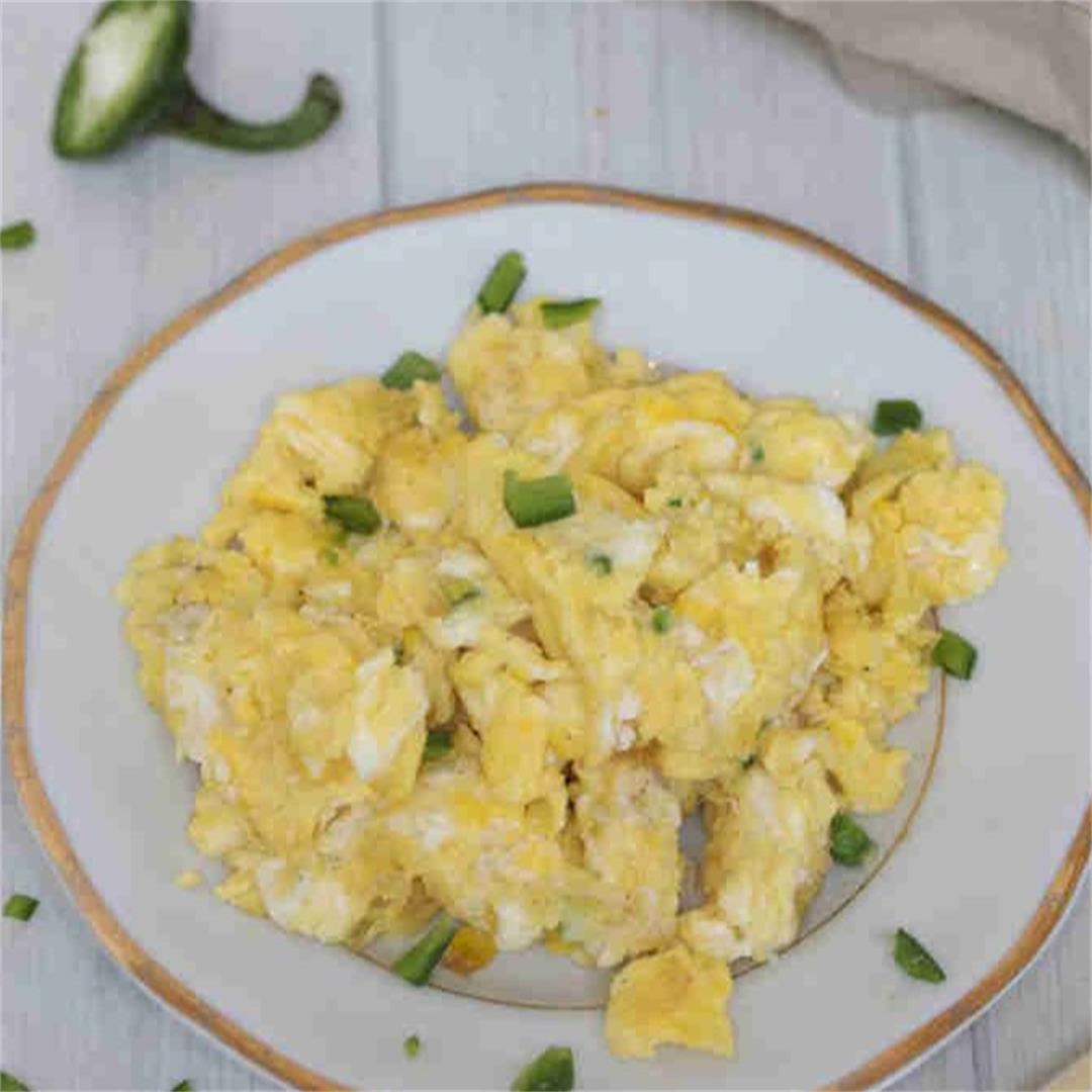 Scrambled Eggs You'll Fall In Love With (No Dairy!)