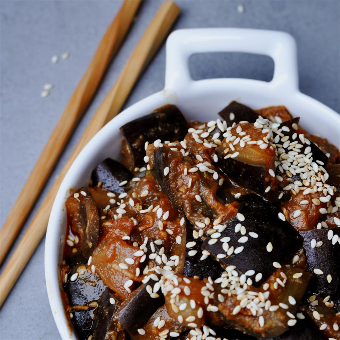 Steamed aubergines with miso sauce –