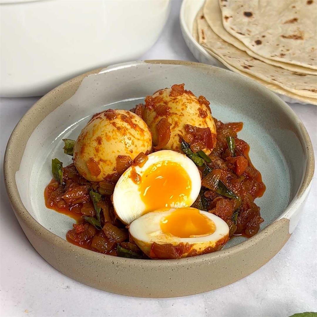 Easy Kerala Egg Roast