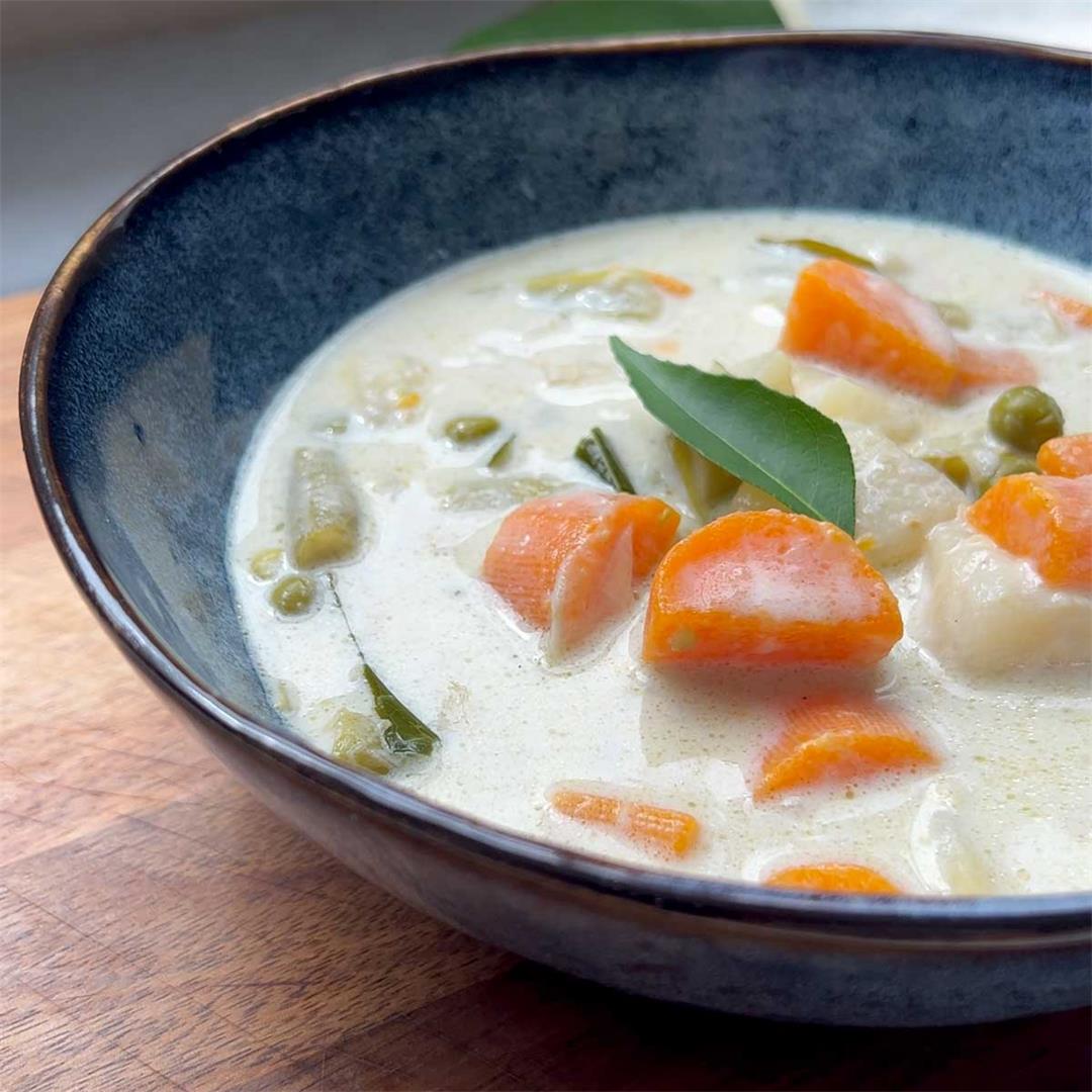 Easy Kerala Vegetable Stew