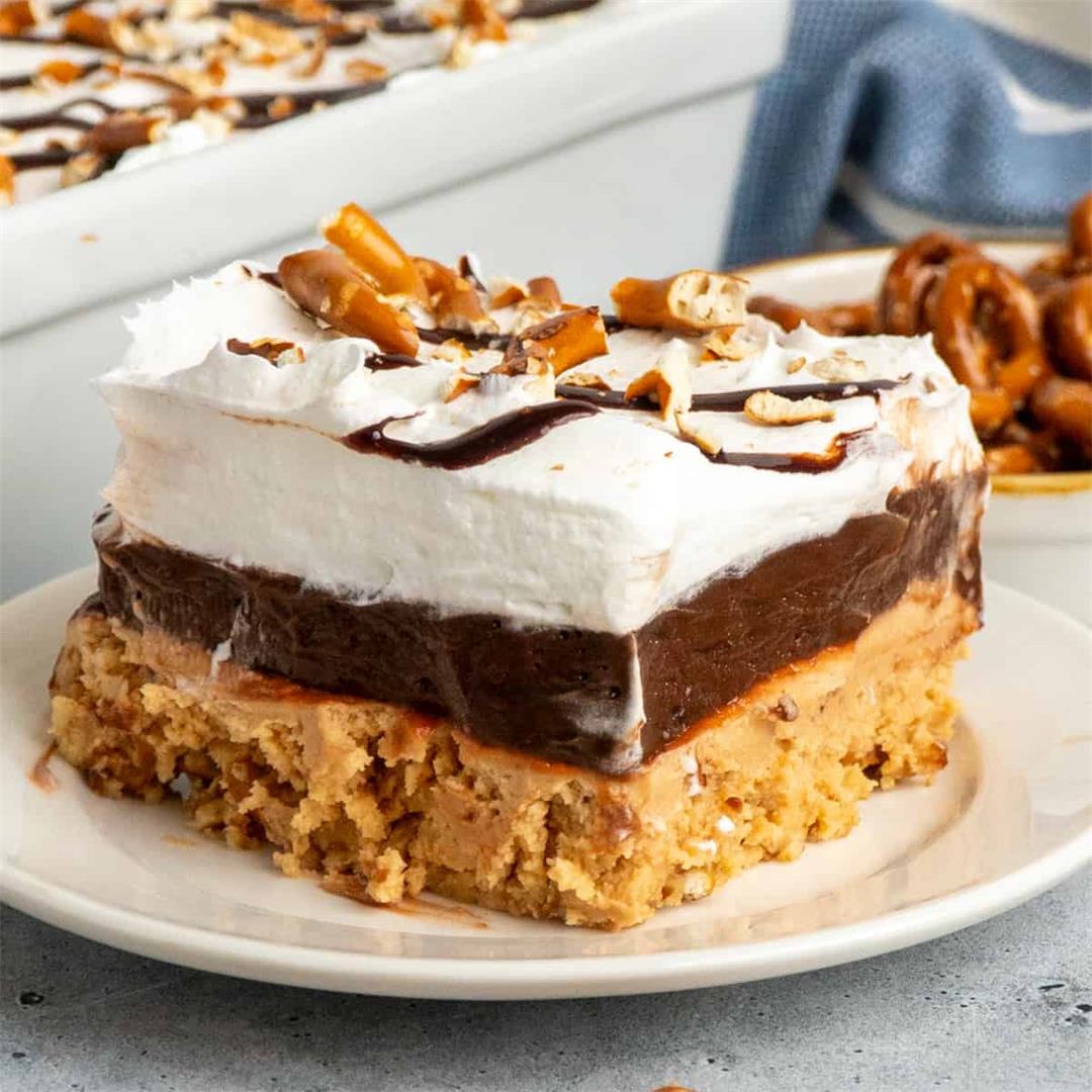 Peanut Butter Pretzel Pie