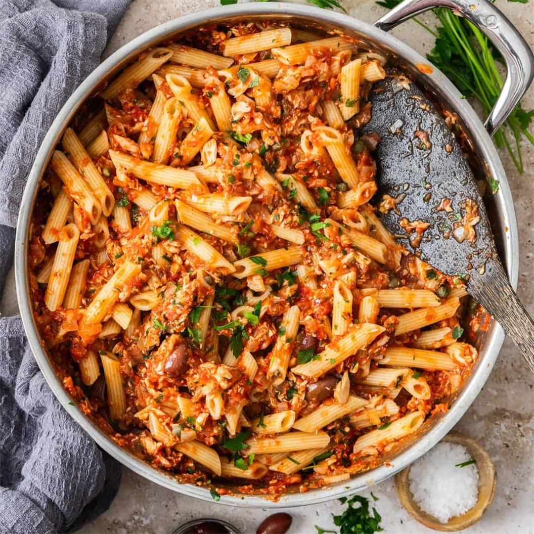 Spicy Tuna and Tomato Pasta