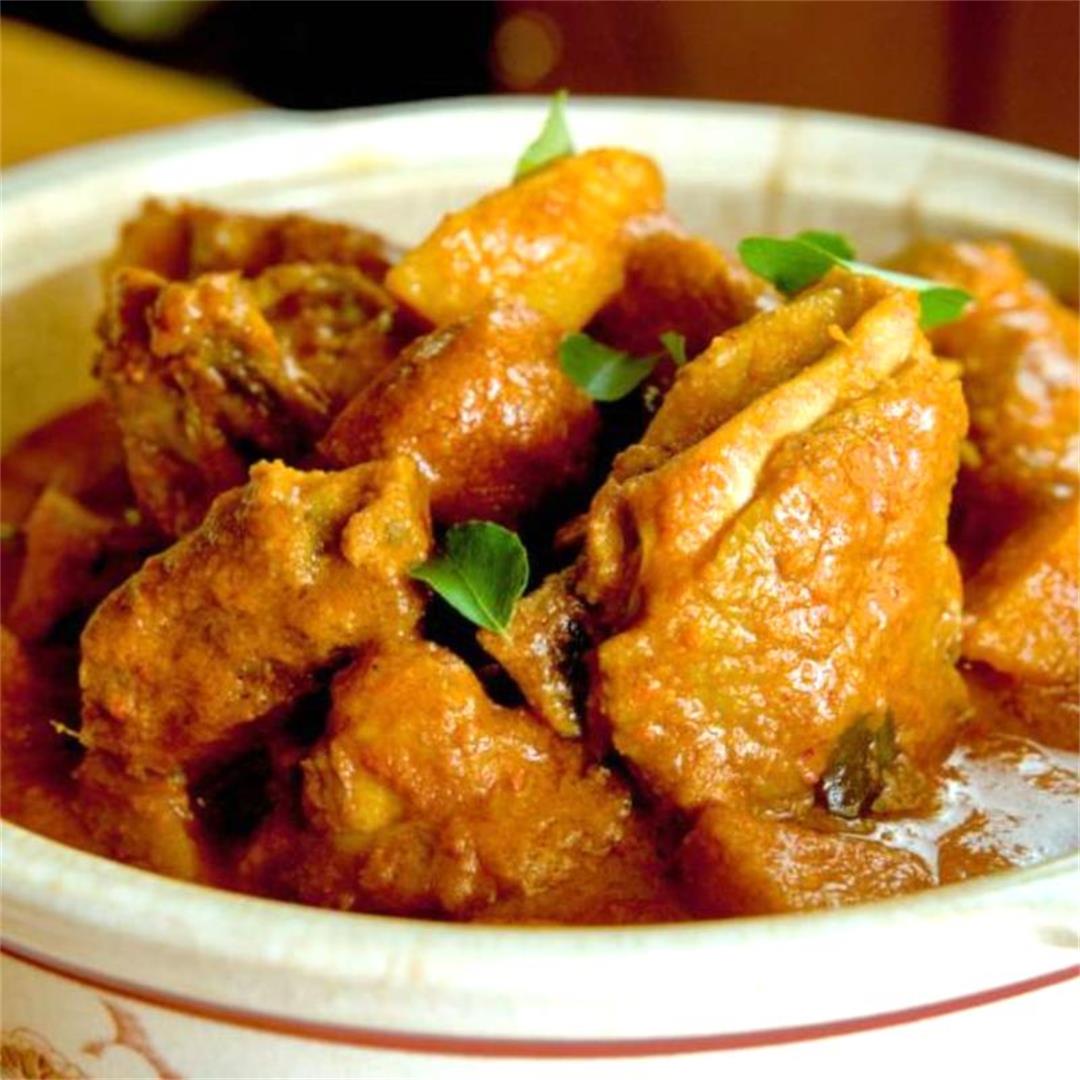 Malaysian Curry Chicken (kari ayam)