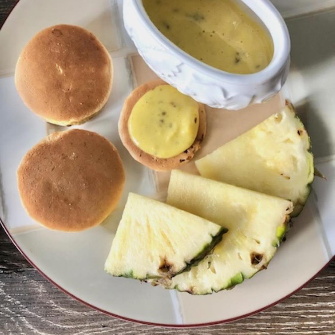 Pineapple Pancake With Pineapple Creme Anglaise (Low-Sugar)