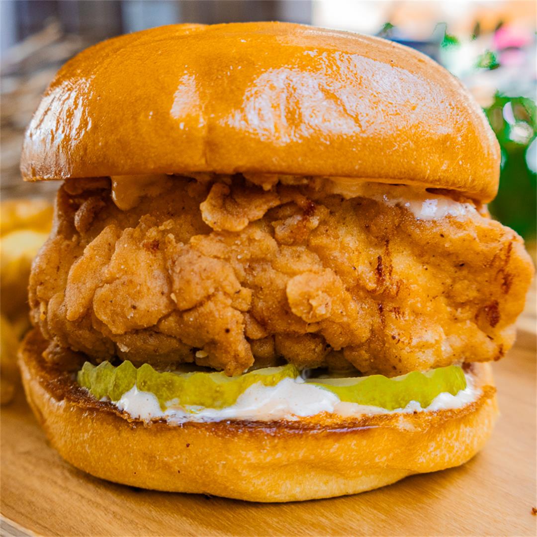 Crispy Chicken Sandwich Recipe: Better Than Fast Food!