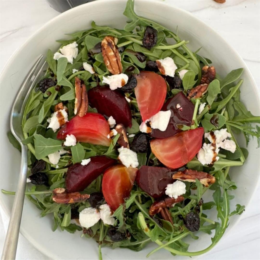 Arugula And Beet Salad With Goat Cheese