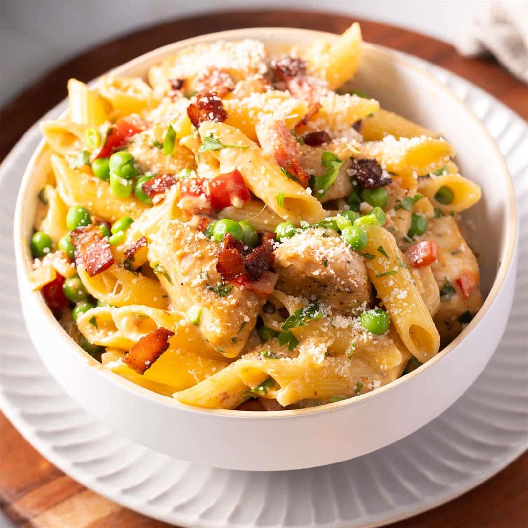 Spicy Chicken Chipotle Pasta