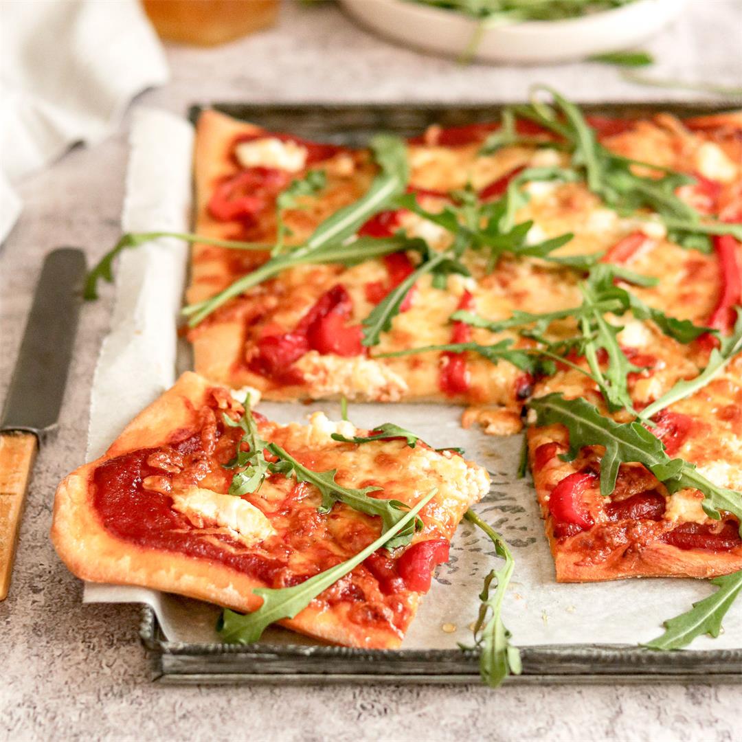 Roasted red pepper and goats cheese pizza