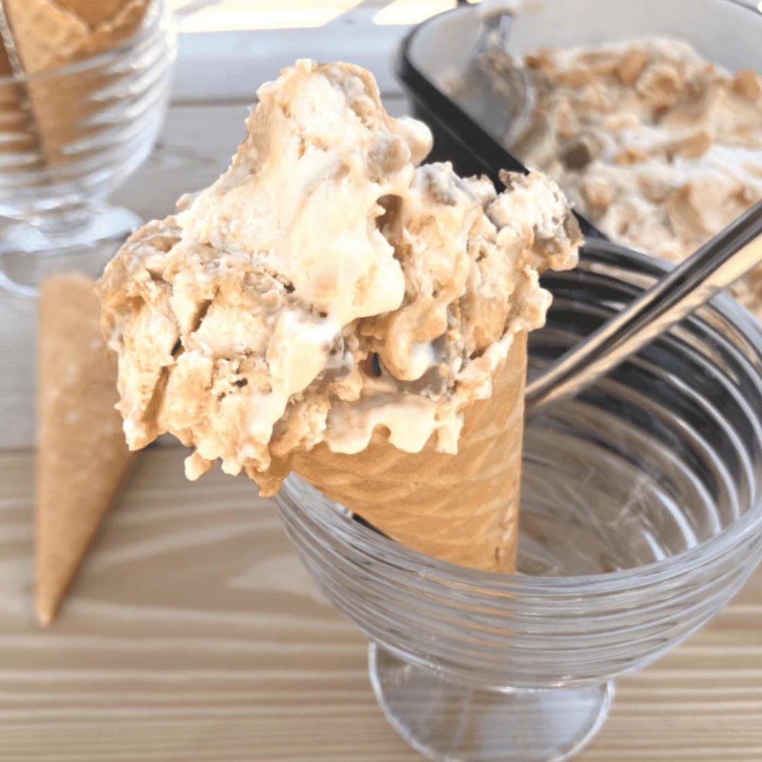 Greek Yoghurt No Churn Snickers Ice-Cream