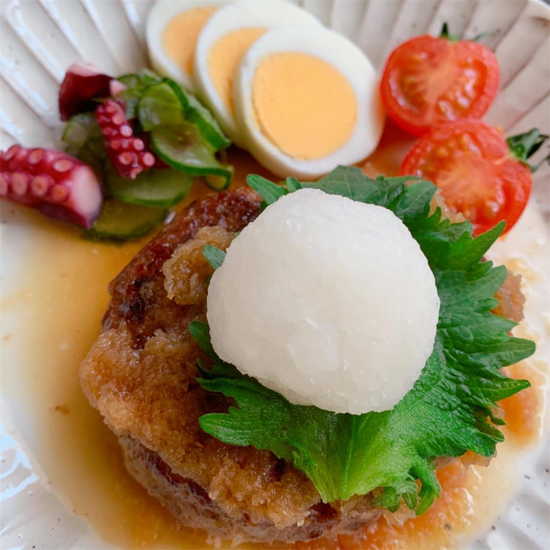 Hamburg steak and radish sauce