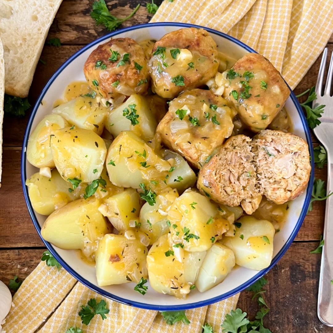 Got Canned Salmon? Make these Salmon Meatballs with Potatoes