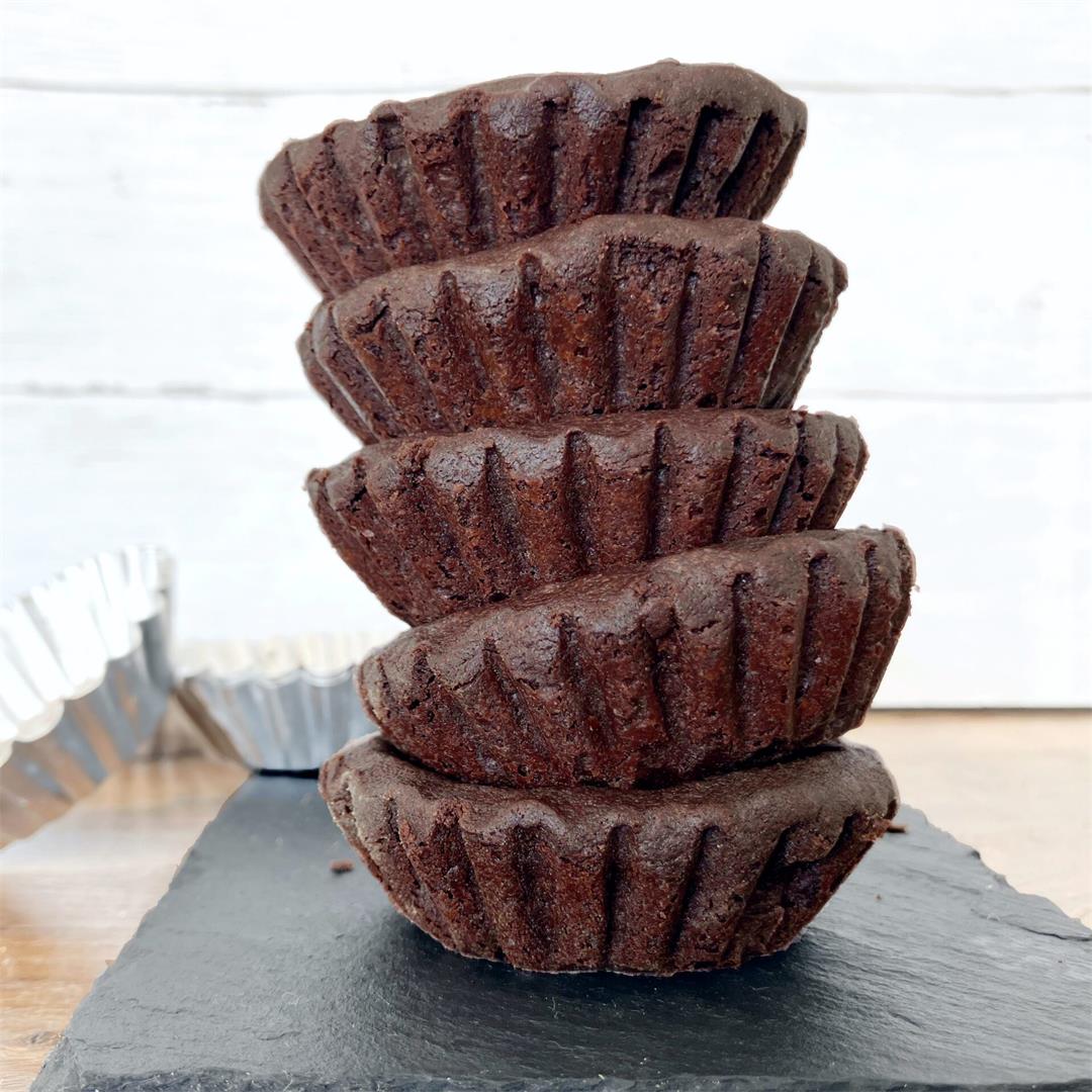 Homemade Chocolate Spelt Pastry Tartlet Shells