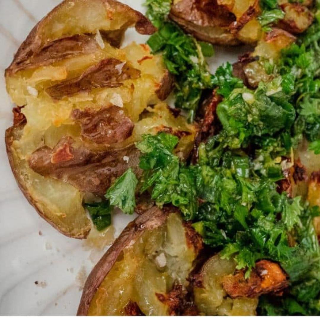 Crispy Smashed Potatoes with Garlic Herbs