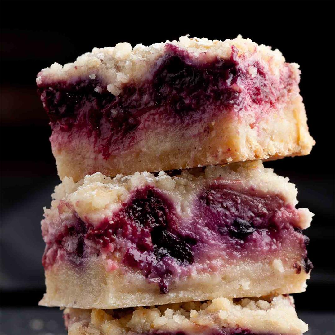 Berry Crumble Bars