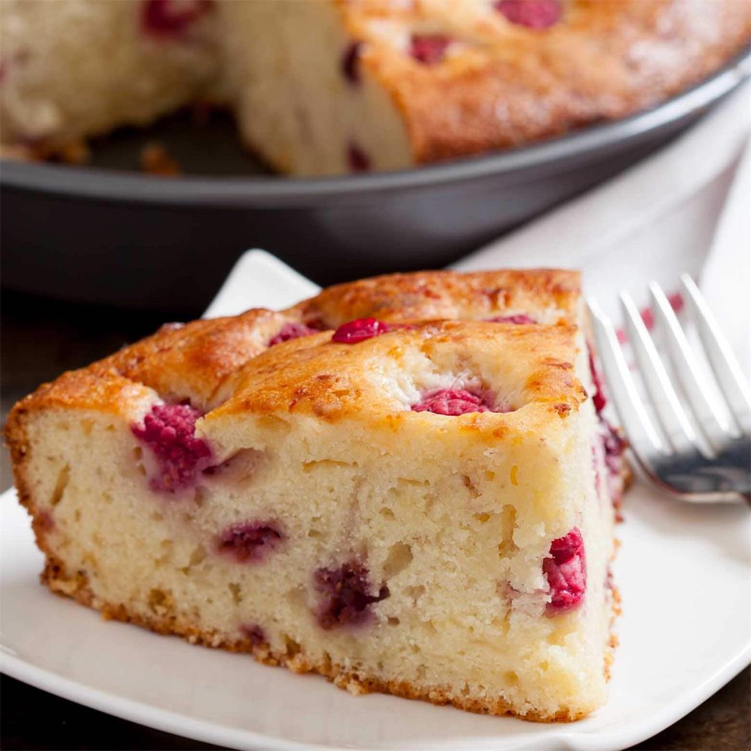 Easy Raspberry Cake