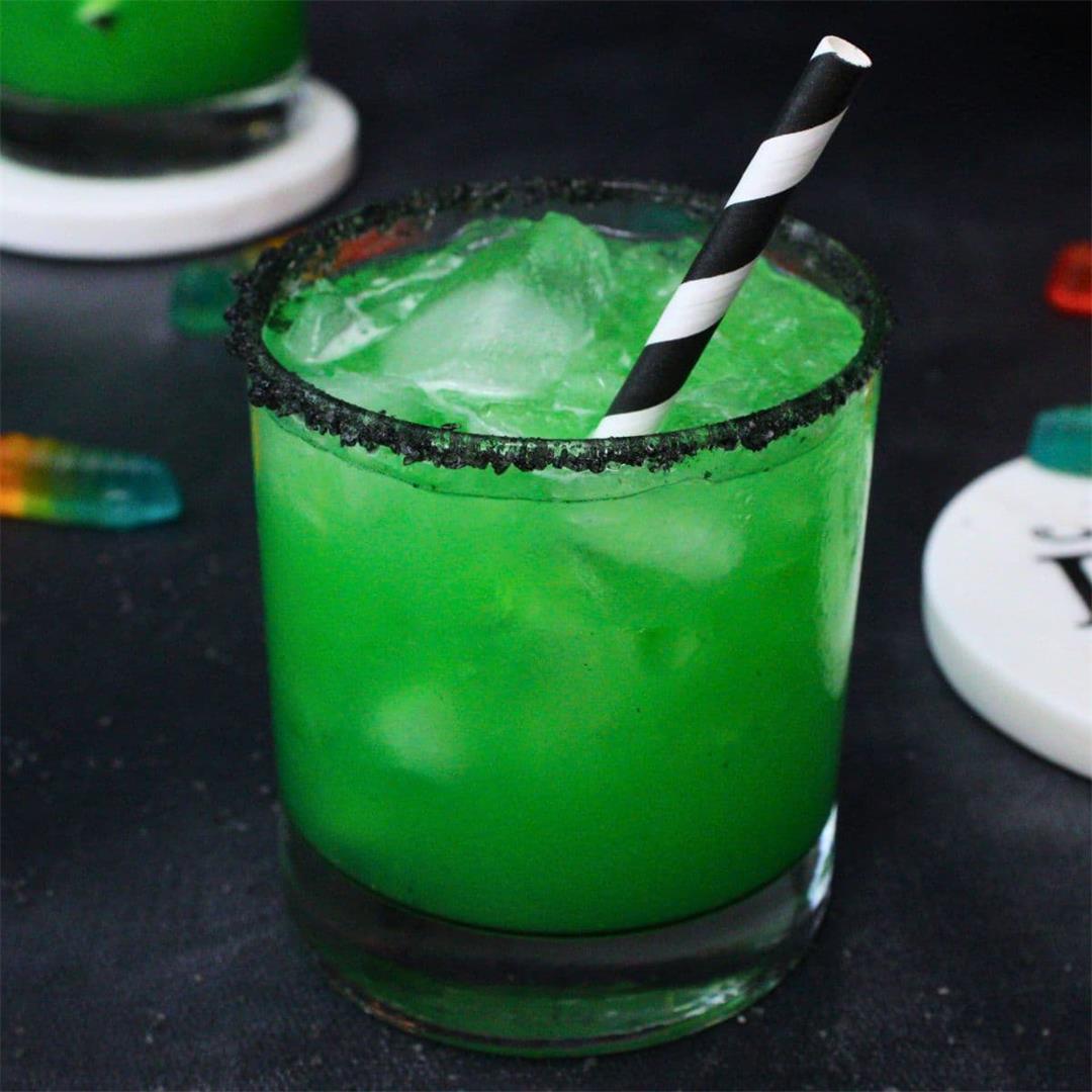 Beetlejuice Cocktail: Perfect for Halloween!