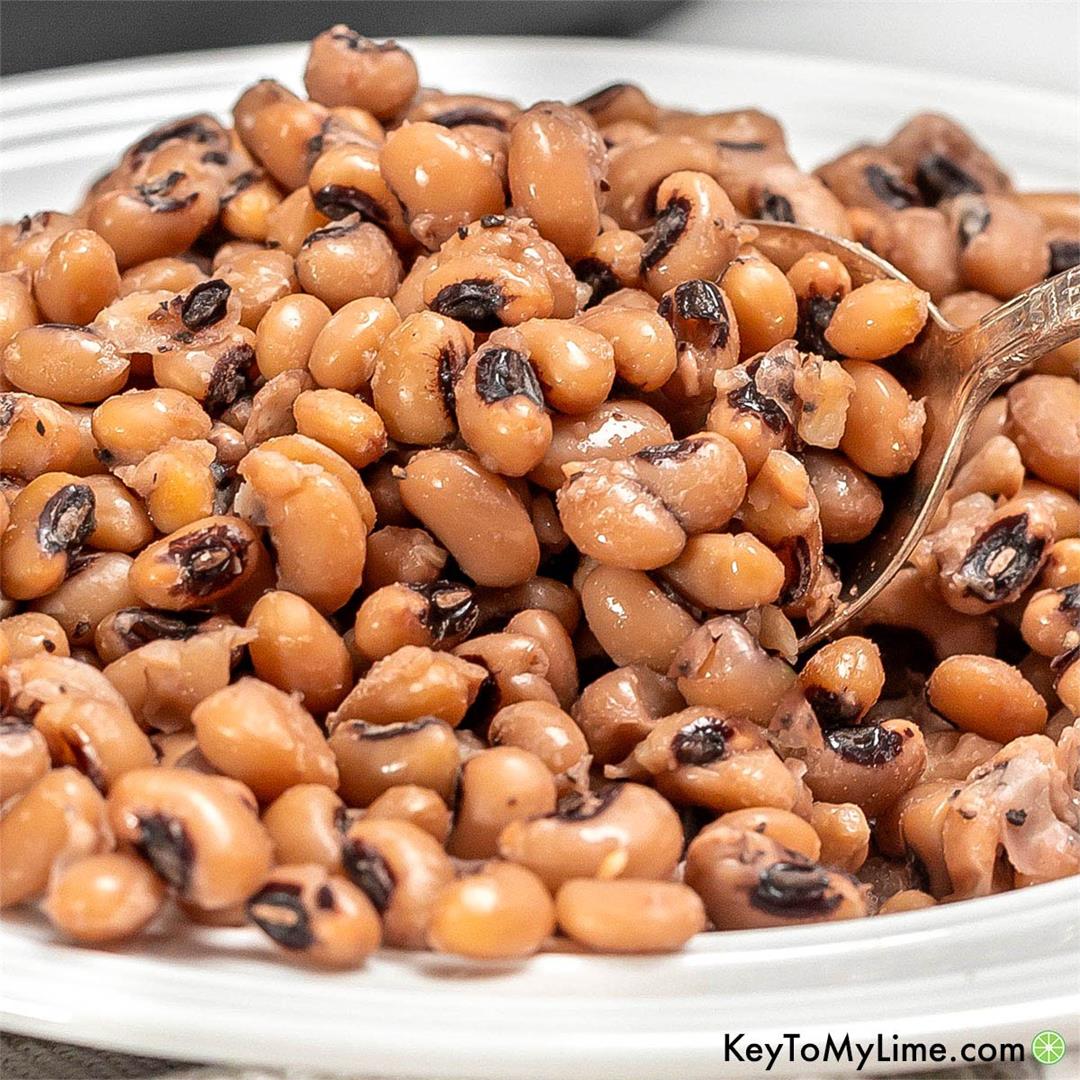 BEST Instant Pot Black Eyed Peas {No Soaking! VIDEO}