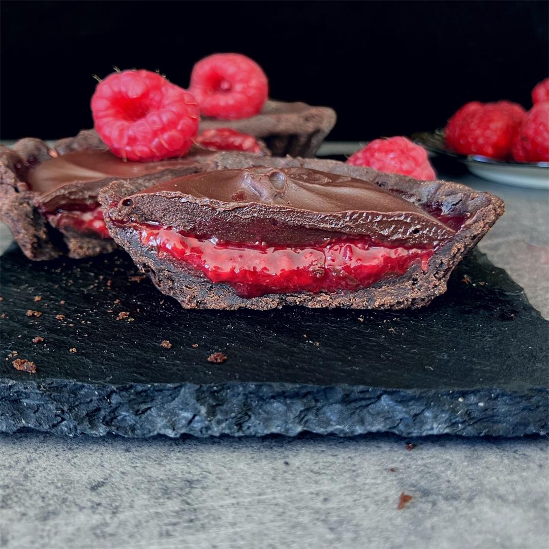 Dark Chocolate Raspberry Tartlets (with Homemade Spelt Pastry)