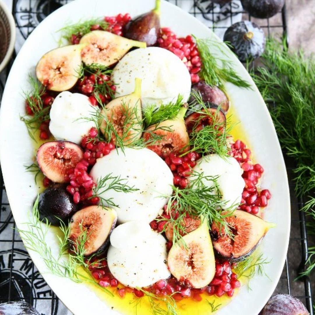 Burrata Salad with Figs and Pomegranate