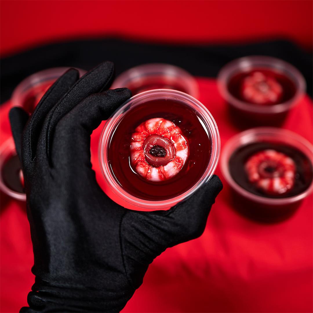 Halloween Bloody Jello Shots With Rum, Coke & Eyeballs!