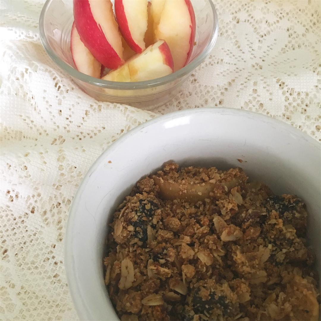 Fiber-Packed Apple Plum Crisp with Oat Bran Topping