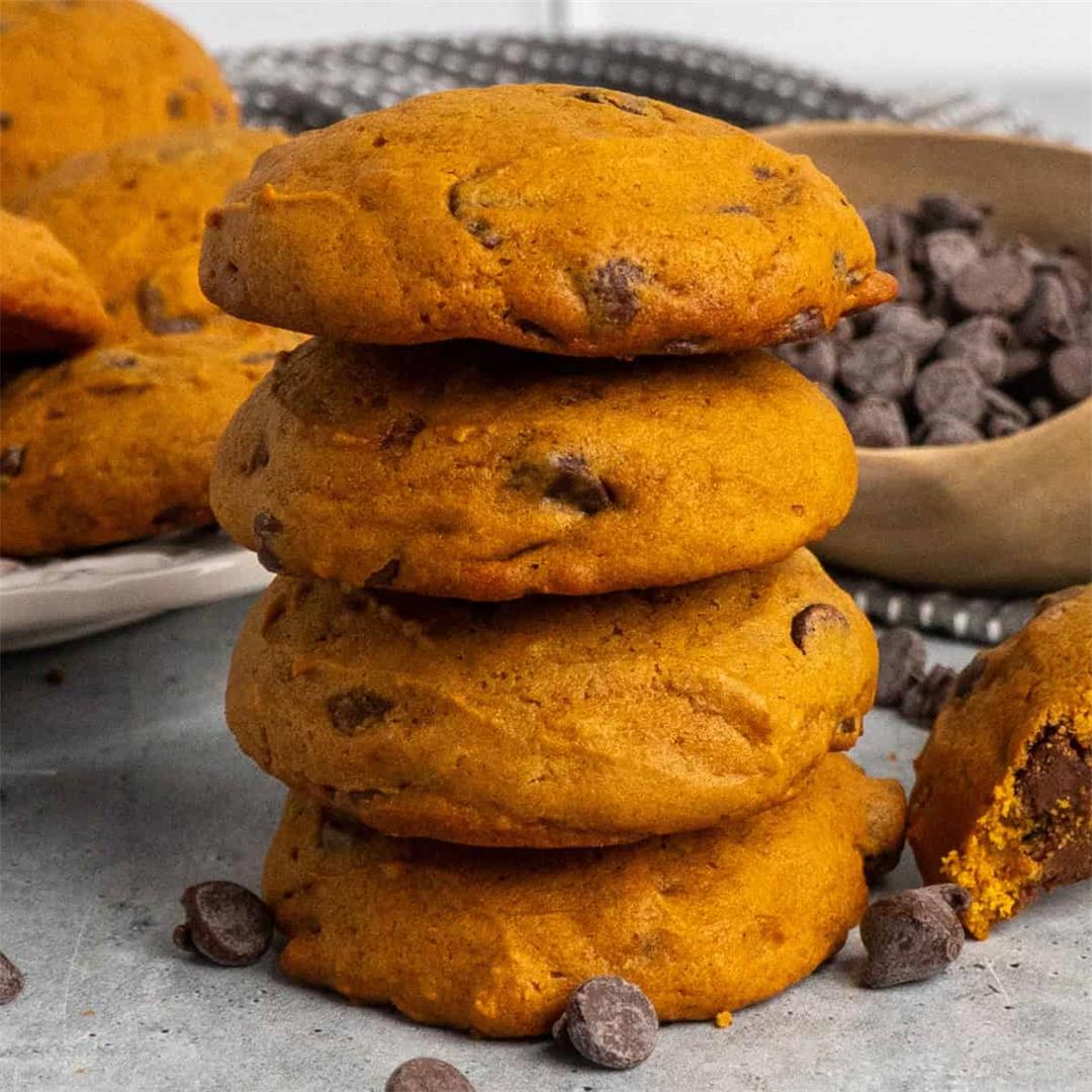 Pumpkin Chocolate Chip Cookies