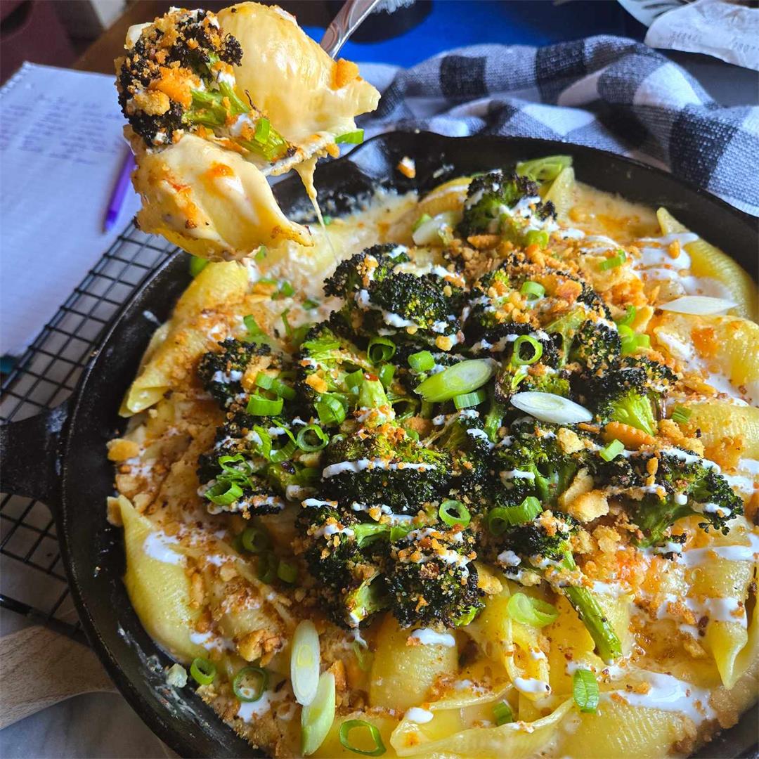 Cheesy Skillet Shells with Air Fried Broc & Buttery Garlic Ritz