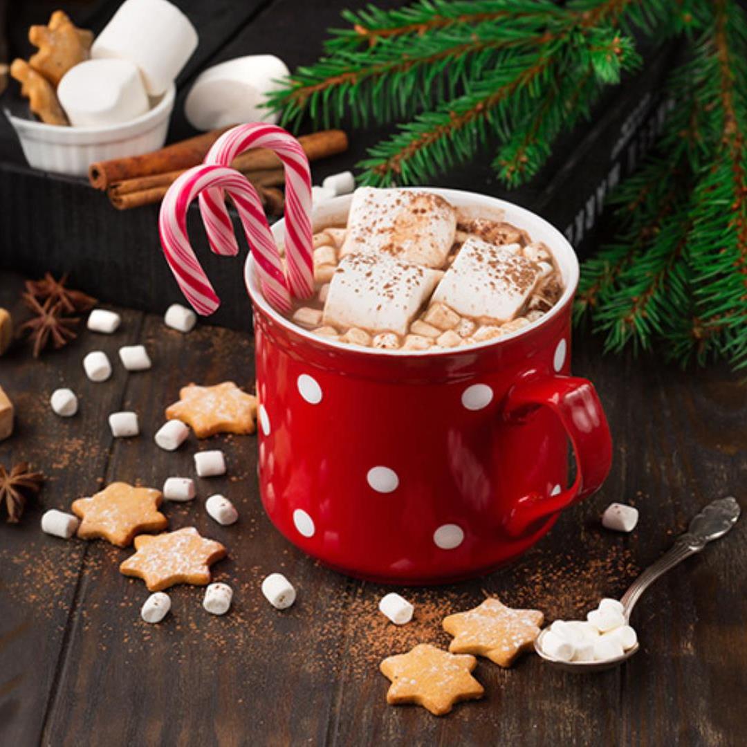 How to Make the Ultimate Christmas Hot Chocolate: A Creamy and