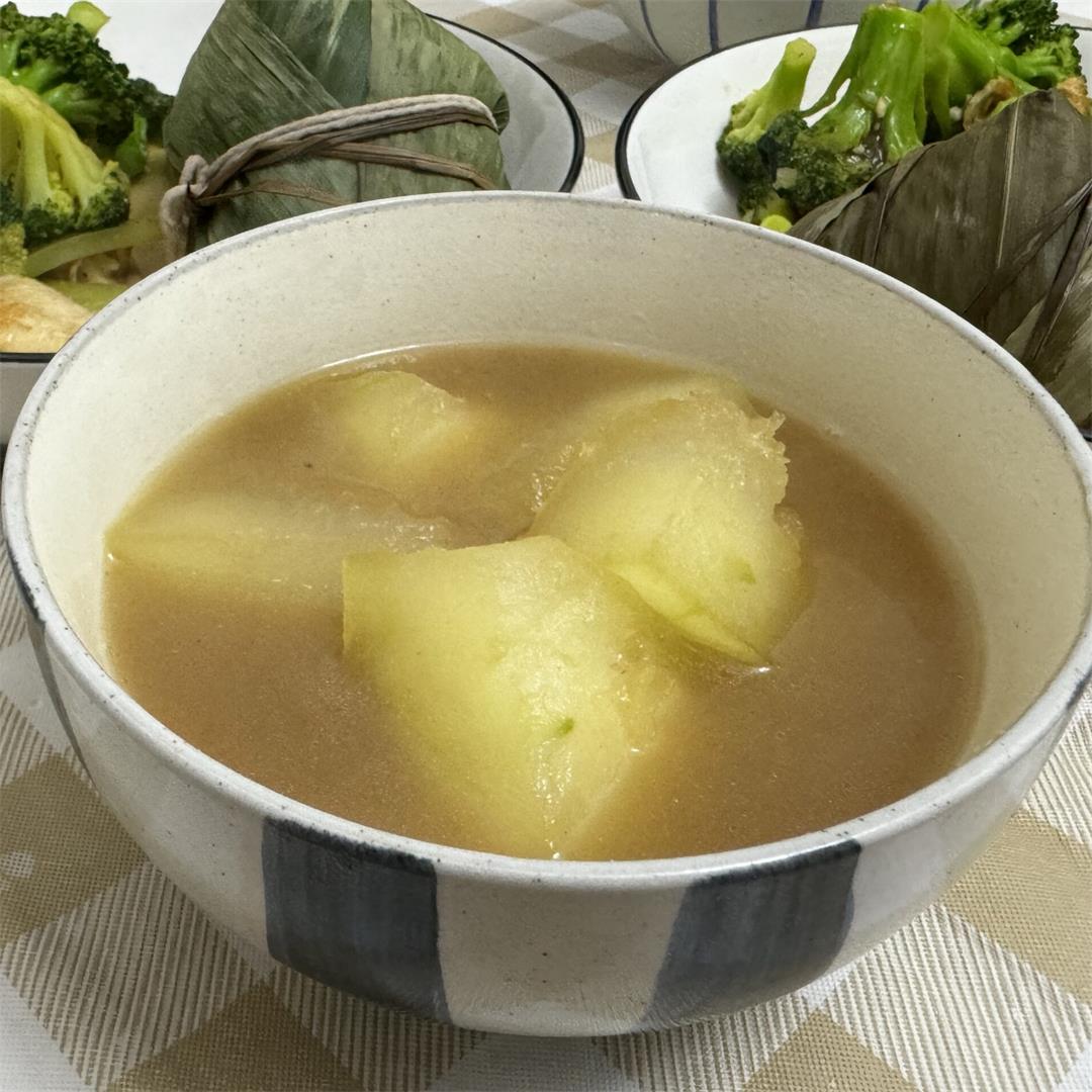 Chinese Duck, Shiitake and Winter Melon Soup