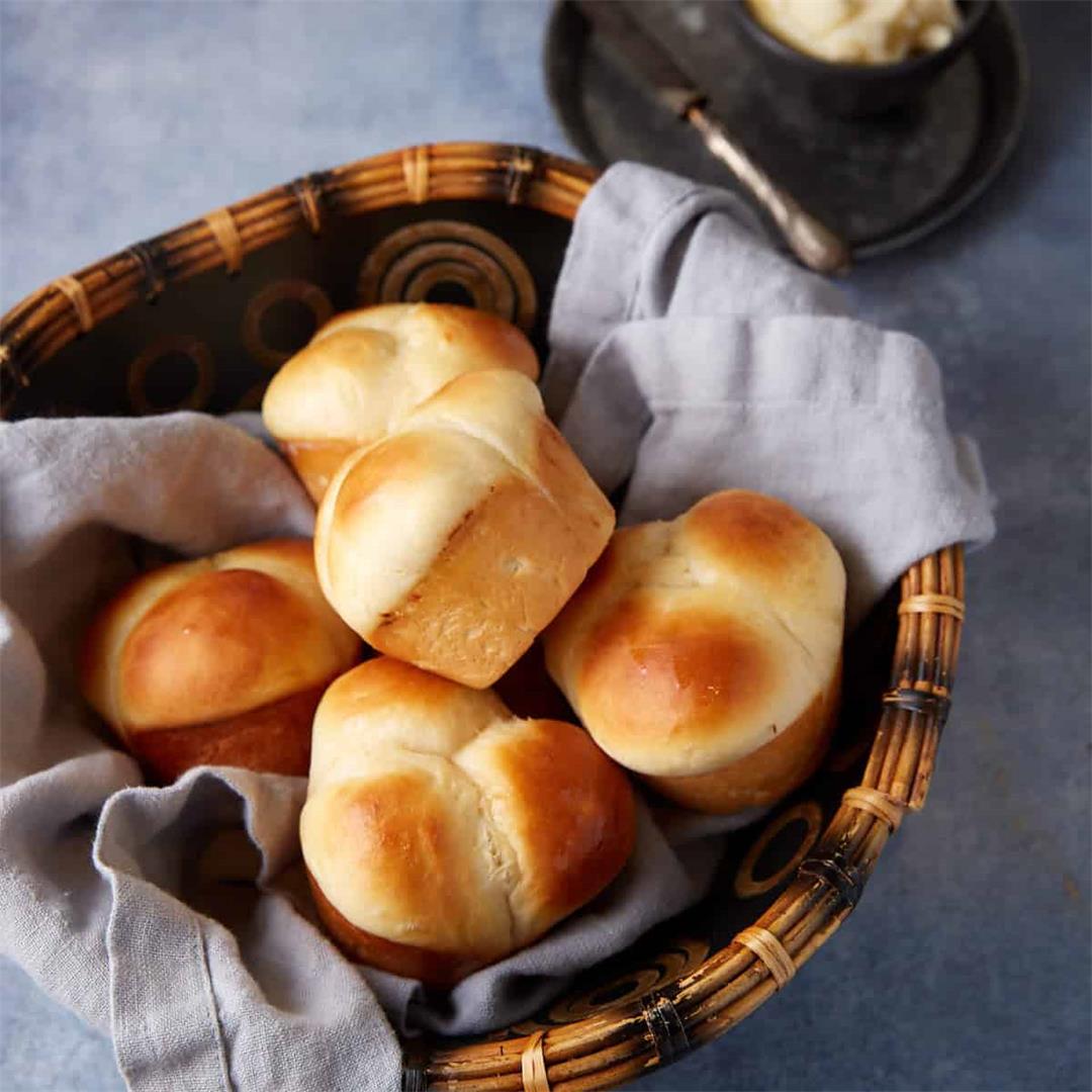 Fluffy Brioche Rolls Recipe