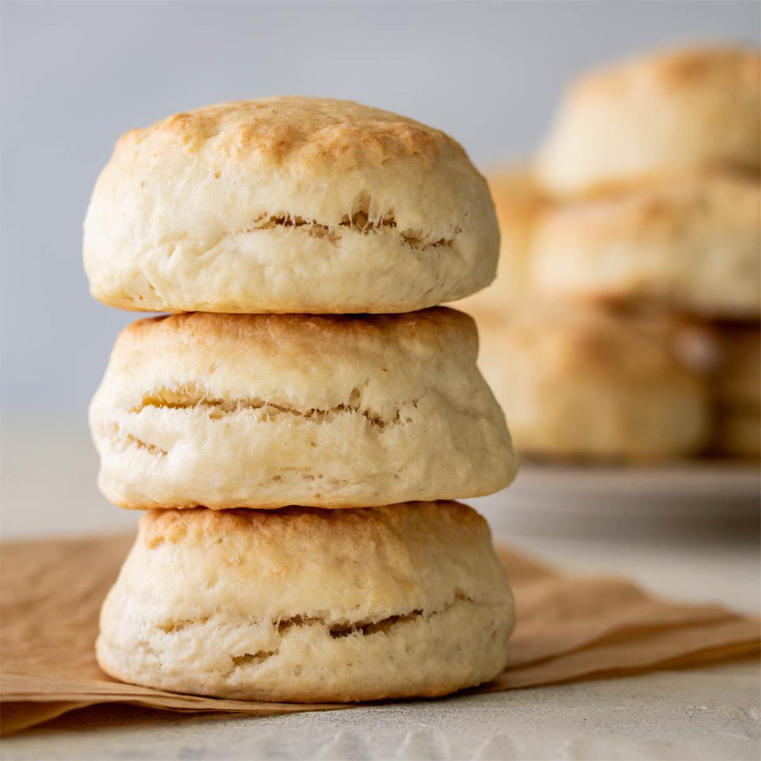 Easy Sourdough Discard Biscuits – Milk and Pop