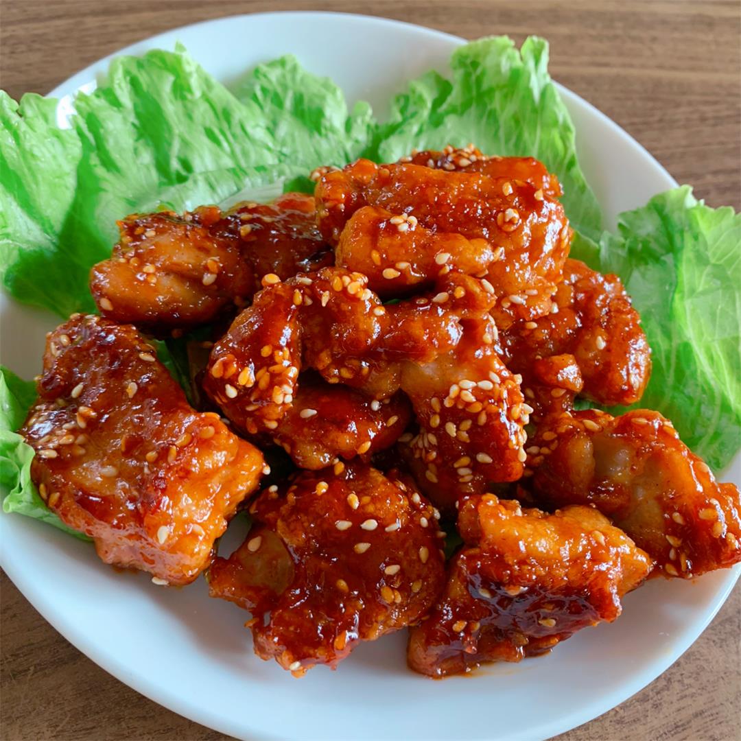 Yangnyeom chicken（Korean Fried Chicken）