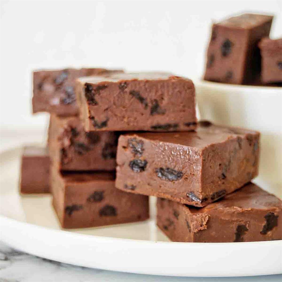 Rum And Raisin Fudge