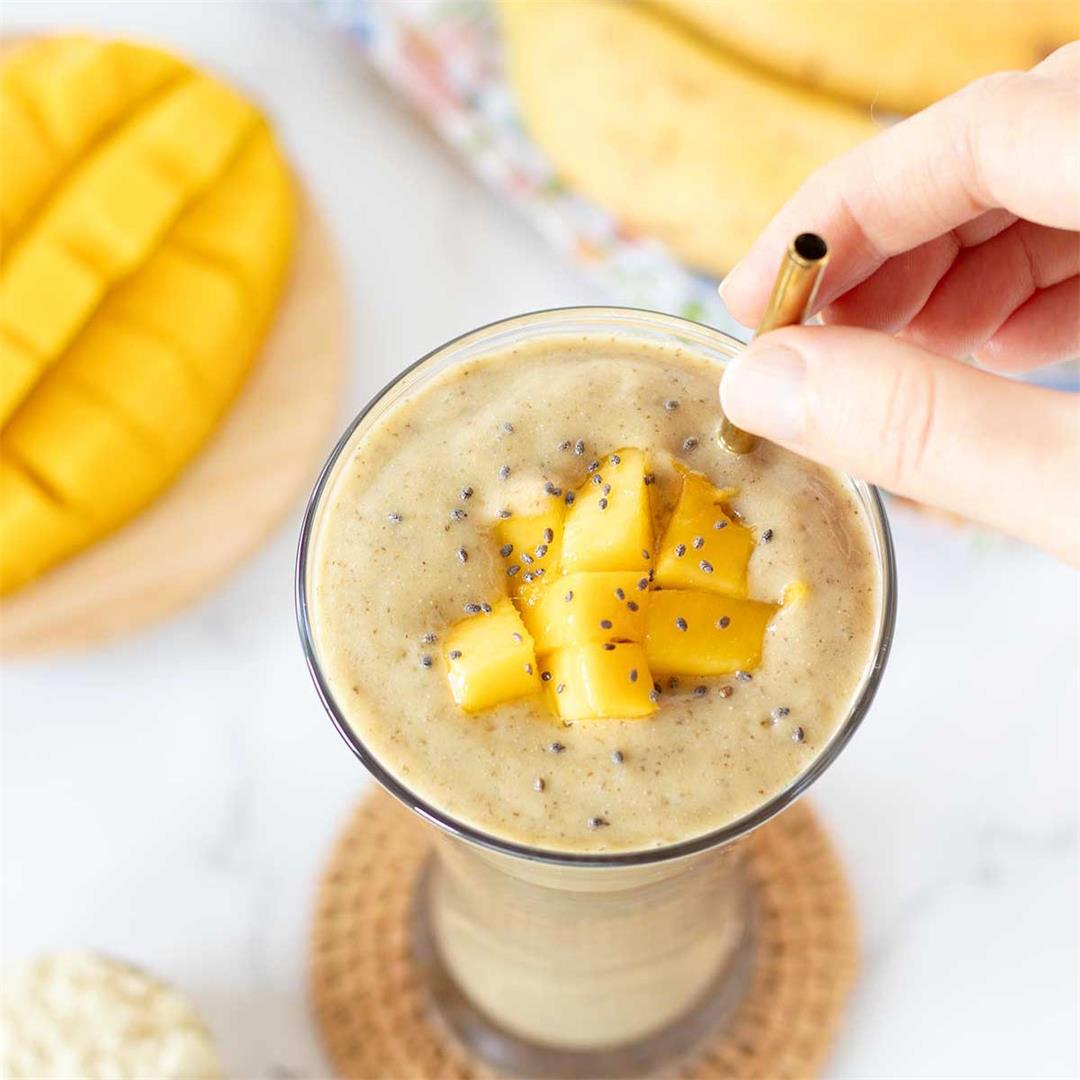 Mango Protein Shake (Quick Breakfast Smoothie Without Yogurt)