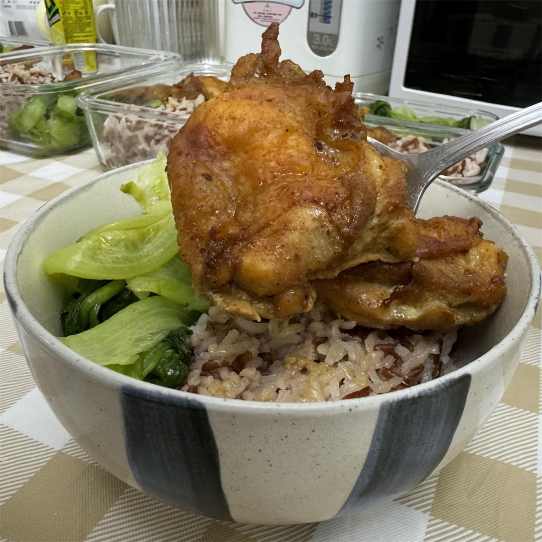 Smoky oven-baked chicken thighs with an indoor setup