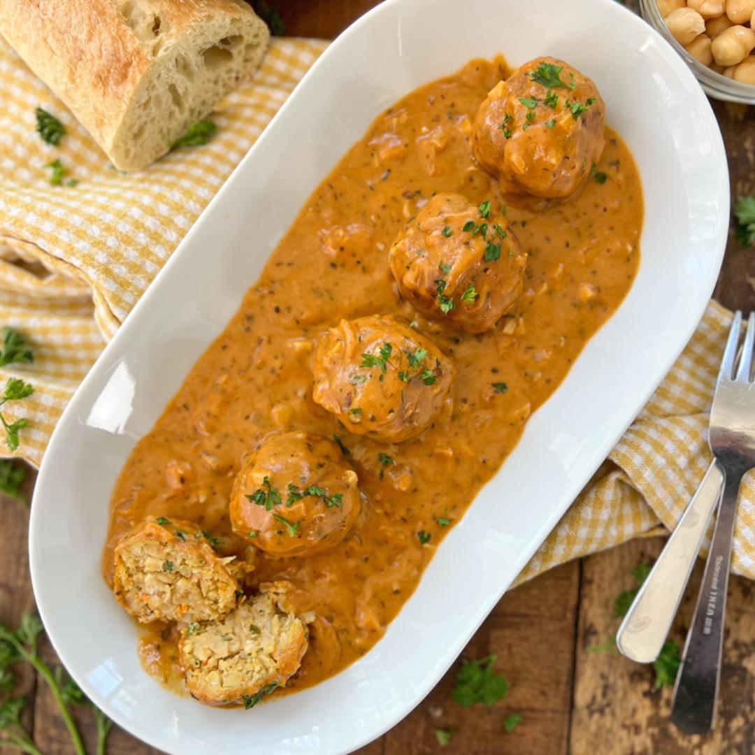 Chickpea “Meatballs” In Paprika Sauce | CRAZY Good Recipe