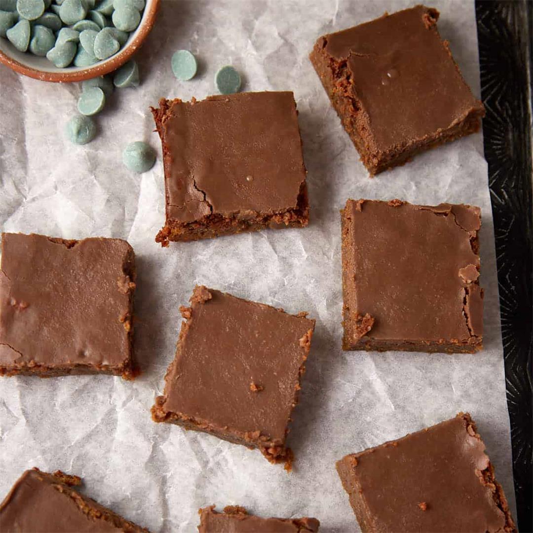 Fudgy Mint Brownies with Mint Chocolate Chips