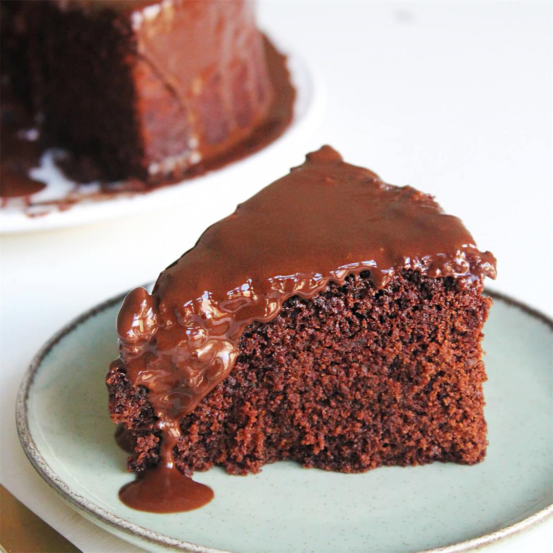 Chocolate olive oil cake