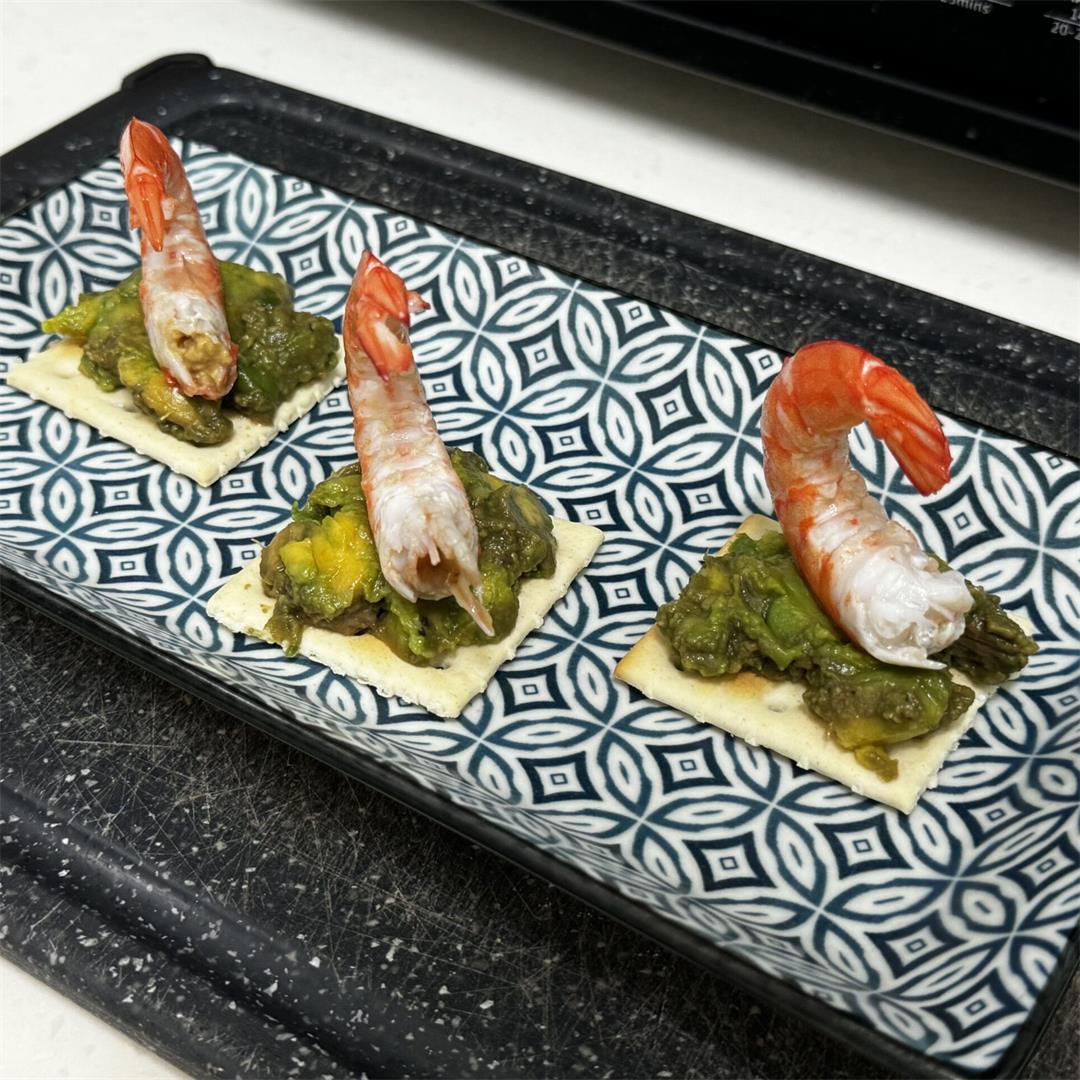 Shrimp and Guacamole on Crackers, and an exercise in plating