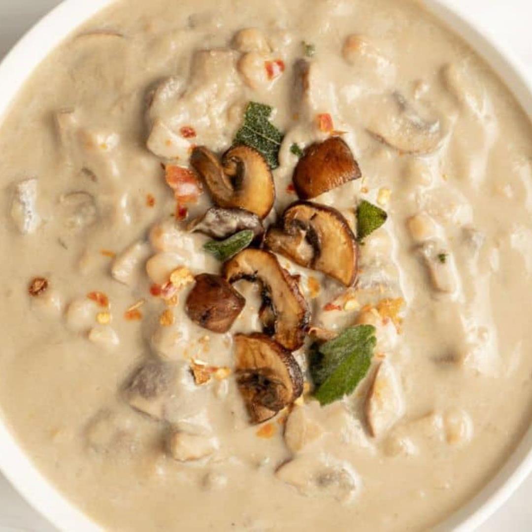 Creamy White Bean and Mushroom Soup