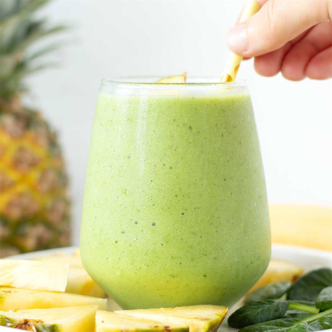 Green Spinach Pineapple Banana Smoothie