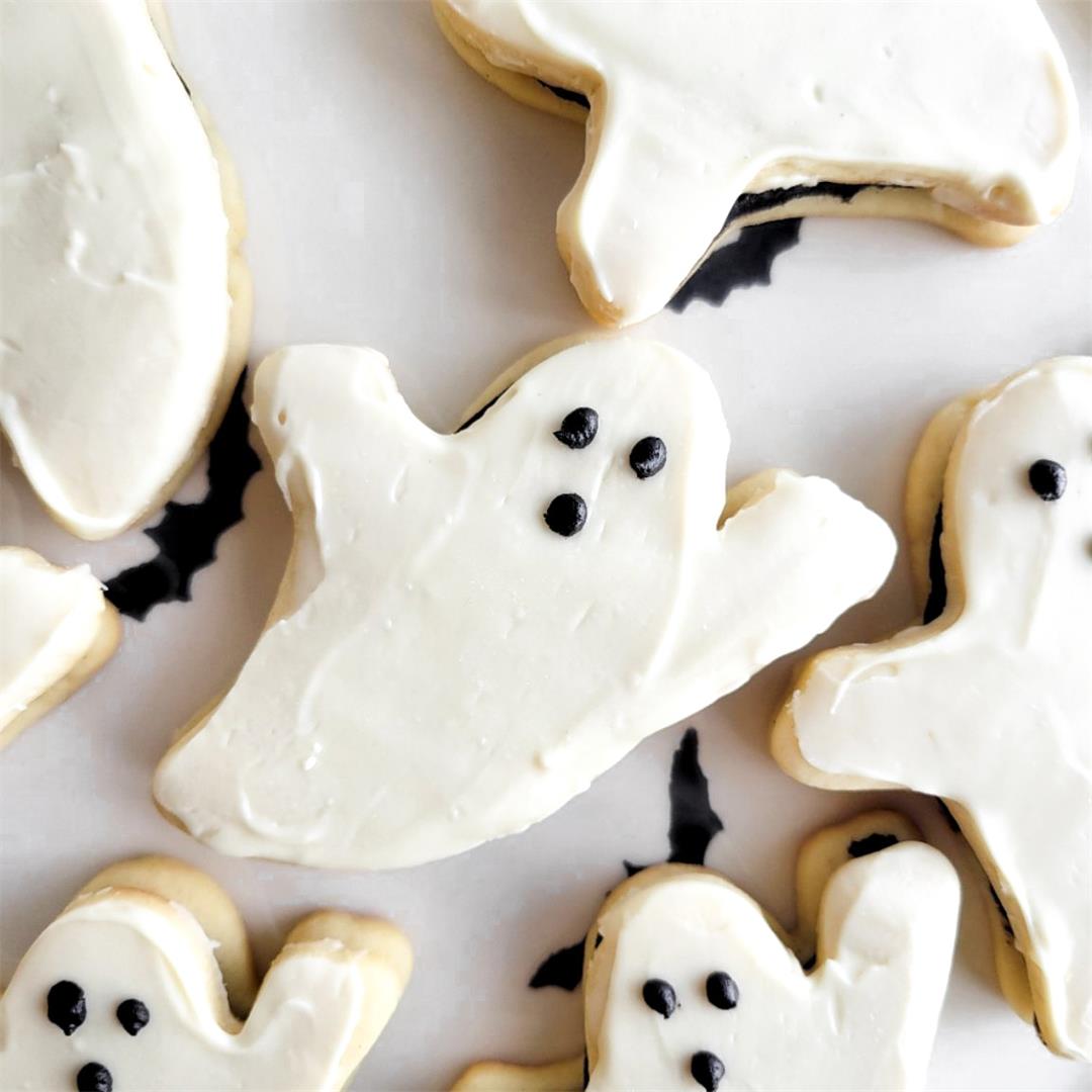 Halloween Ghost Sandwich Cookies