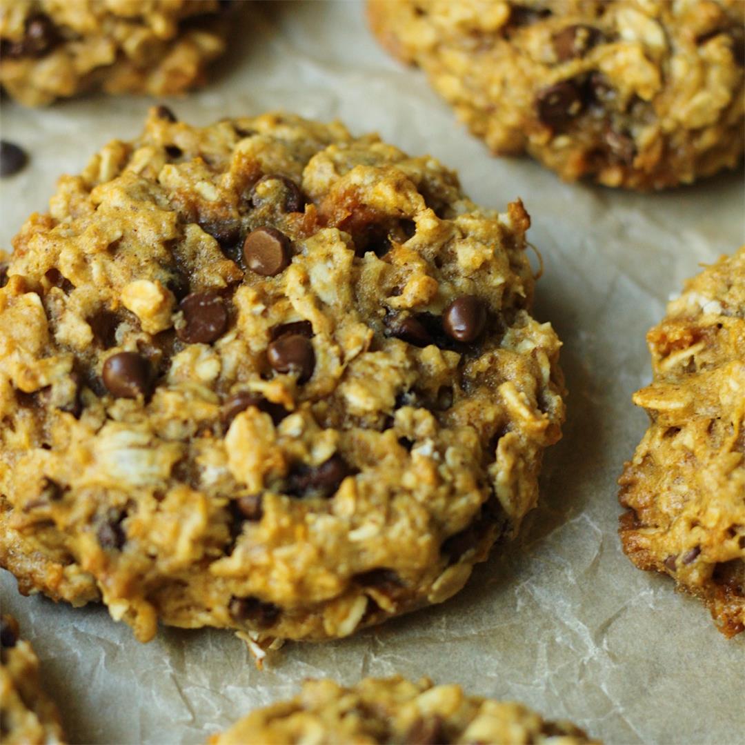 Vegan Sweet Potato Oatmeal Chocolate Chip Cookies