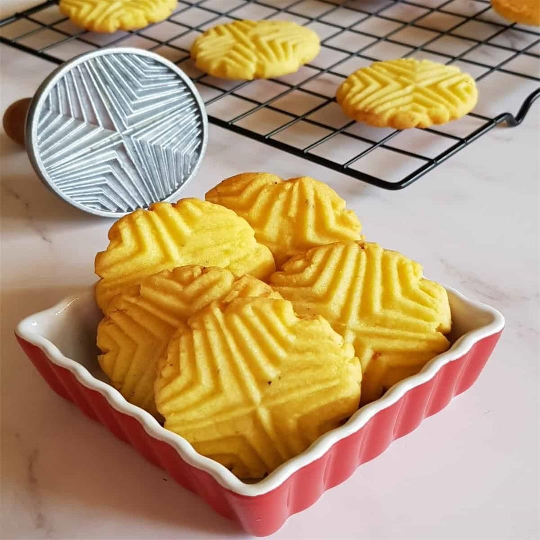 Orange Cardamom Shortbread Cookies