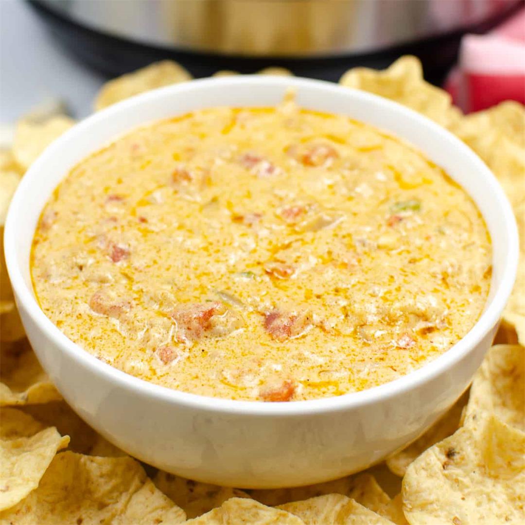 Instant Pot Queso with Meat