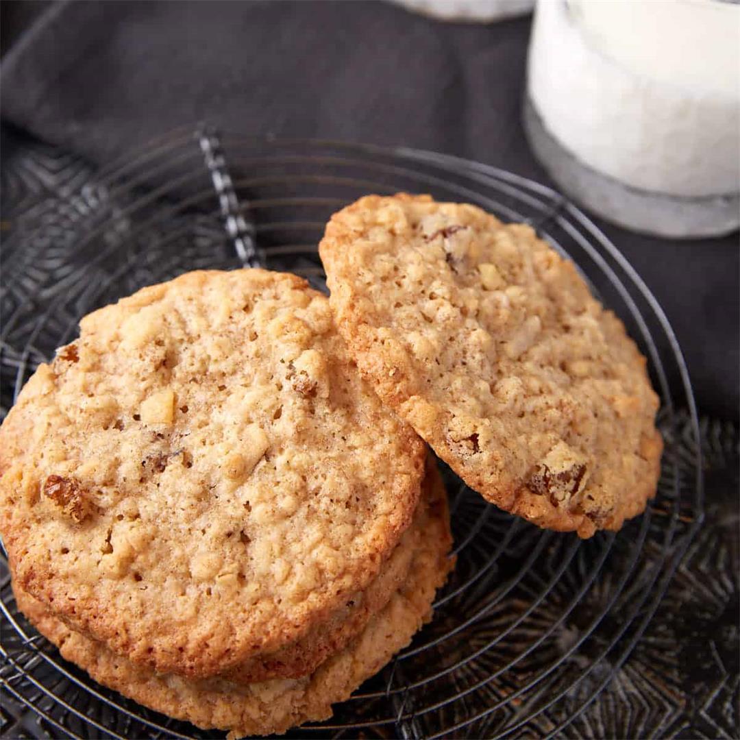 Crispy and Chewy Oatmeal Coconut Cookies with Raisins